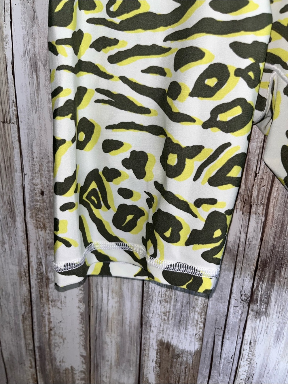 NWT Aerie OFFLINE Real Me 7” High Rise Biker Shorts Animal Print S - Picture 2 of 5